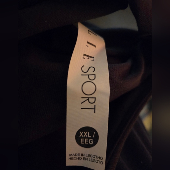 Elle Sport Dress W/Shorts And Built In Shelf Bra Side Pocket On Shorts S… - Picture 2 of 9